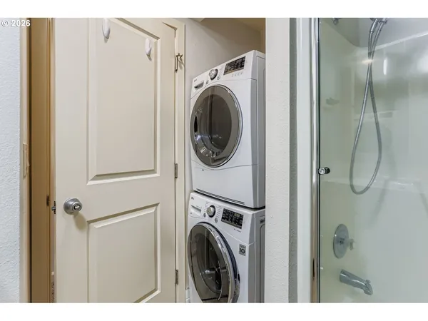 $245,000 | 5160 Southwest 180th Avenue, Unit 6, Beaverton, OR 97078