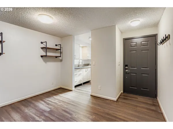 $245,000 | 5160 Southwest 180th Avenue, Unit 6, Beaverton, OR 97078