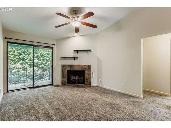 $245,000 | 5160 Southwest 180th Avenue, Unit 6, Beaverton, OR 97078