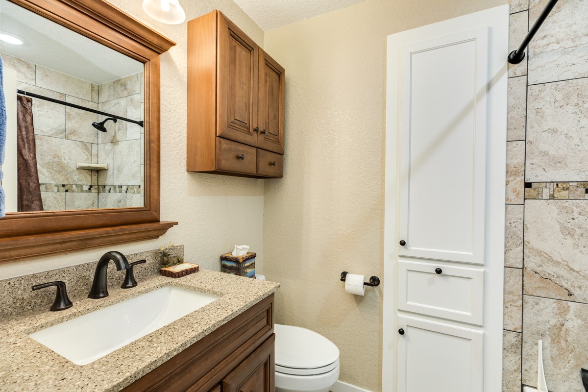 1412 Buchta Road Angleton, TX 77515 - Photo 39 of 48