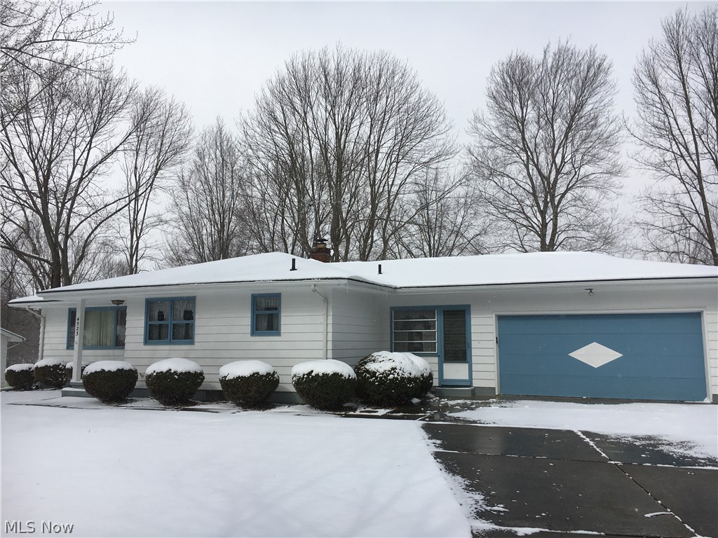 4523 Hayes Road Ravenna, OH 44266 - Photo 2 of 34 Gallery Image 2