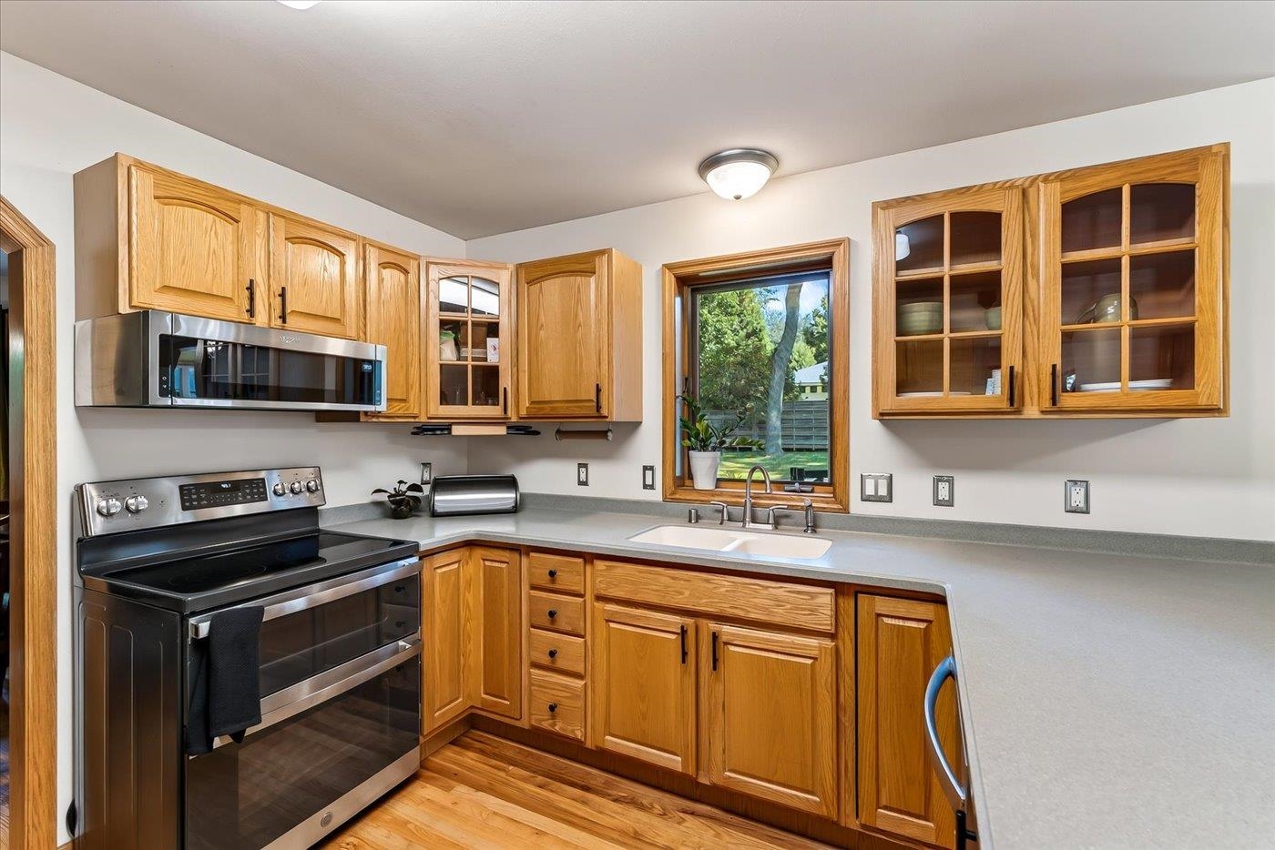 827 Ridge View Lane Oregon, WI 53575 - Photo 16 of 50 Gallery Image 16