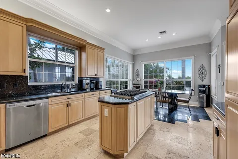 $1,850,000 | 5312 Southwest 28th Place, Cape Coral, FL 33914