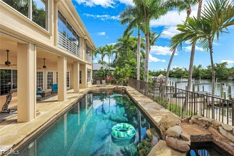 $1,850,000 | 5312 Southwest 28th Place, Cape Coral, FL 33914