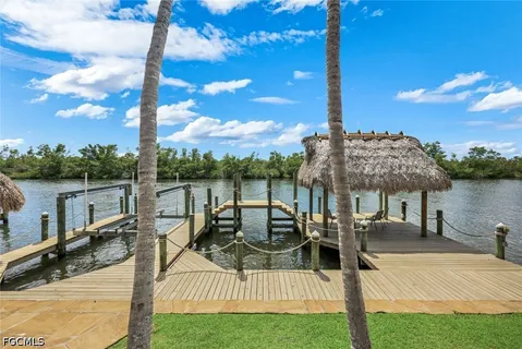 $1,850,000 | 5312 Southwest 28th Place, Cape Coral, FL 33914