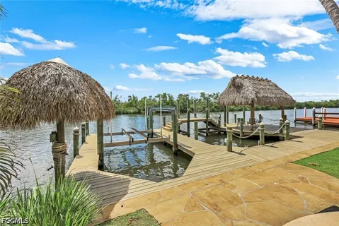 $1,850,000 | 5312 Southwest 28th Place, Cape Coral, FL 33914