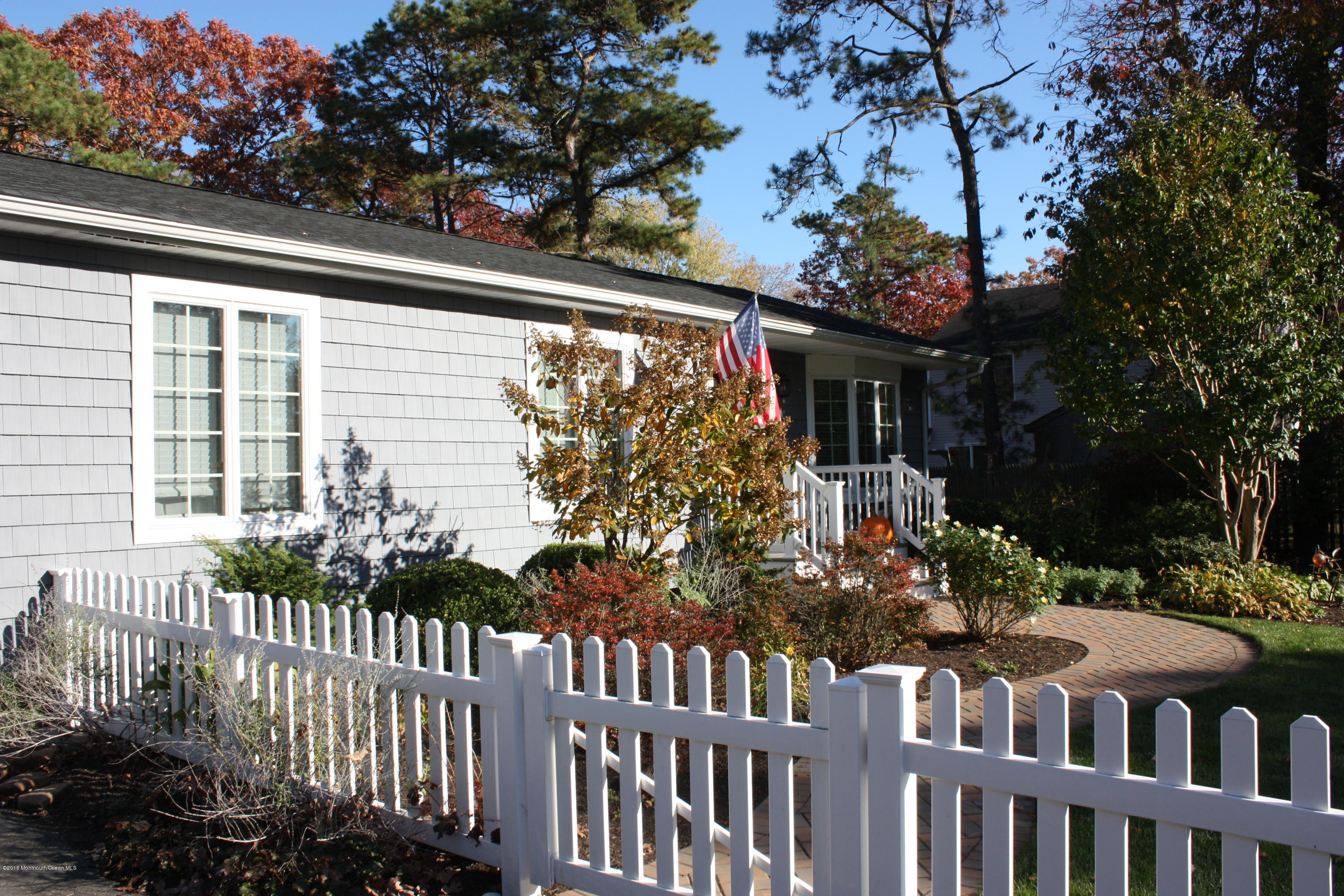 205 Clipper Road Manahawkin, NJ 08050 - Photo 7 of 37 IMG_2768