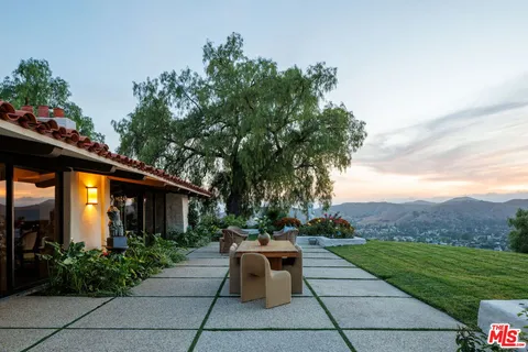 $6,495,000 | 28611 Bamfield Drive, Agoura Hills, CA 91301