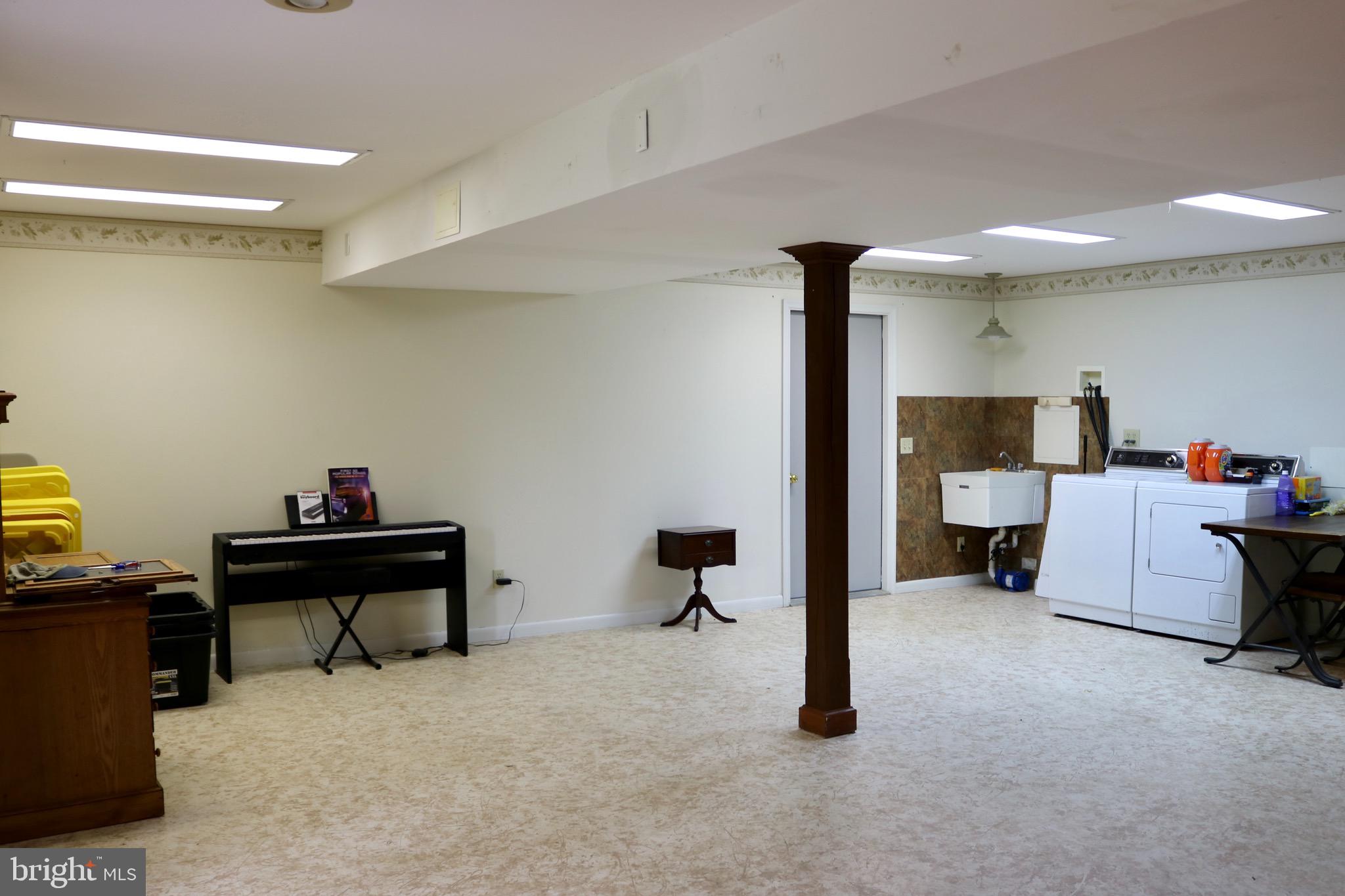 1949 Wilderness Road Lancaster, PA 17603 - Photo 21 of 31 Gallery Image 21