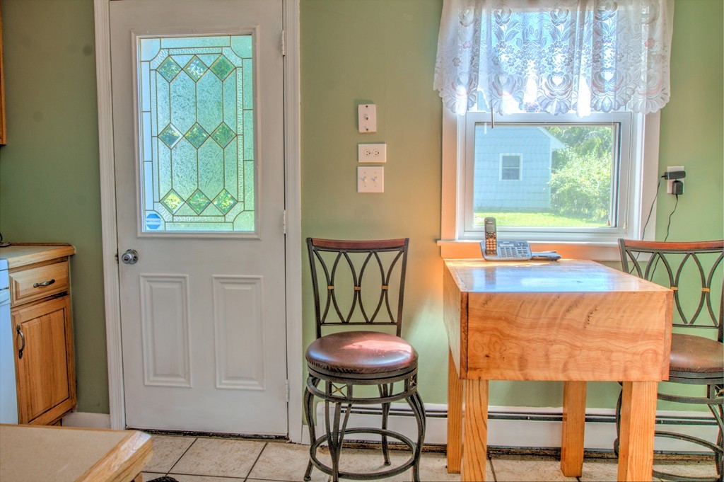 9 Matthew Road Billerica, MA 01821 - Photo 11 of 30