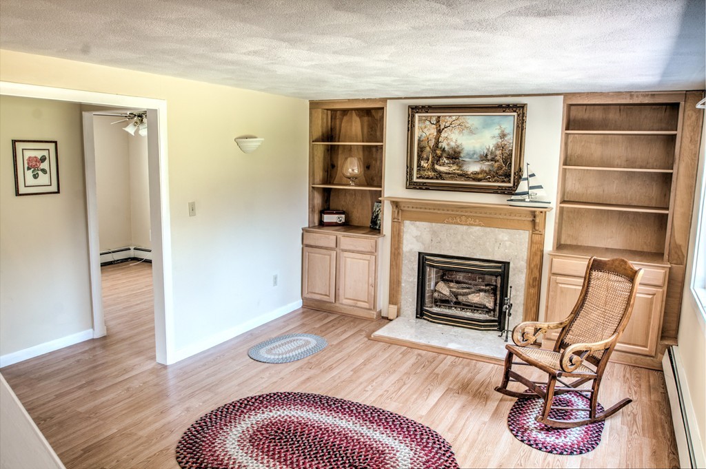 9 Matthew Road Billerica, MA 01821 - Photo 5 of 30