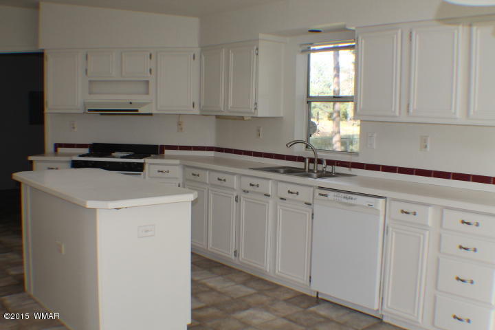 6936 Aces High Road Show Low, AZ 85901 - Photo 13 of 65 Gallery Image 13