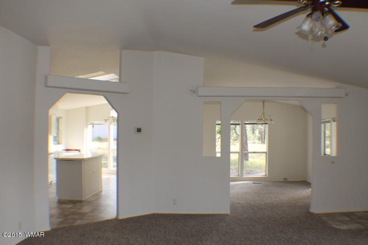 6936 Aces High Road Show Low, AZ 85901 - Photo 19 of 65 Gallery Image 19