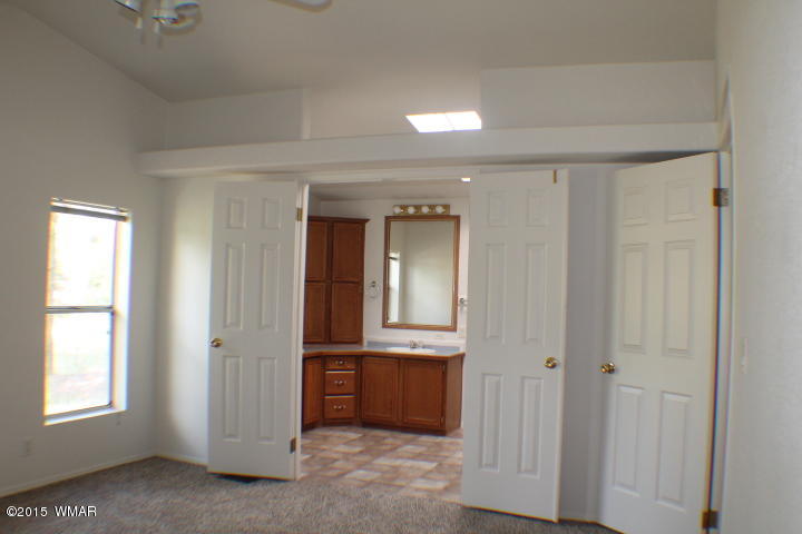 6936 Aces High Road Show Low, AZ 85901 - Photo 23 of 65 Gallery Image 23
