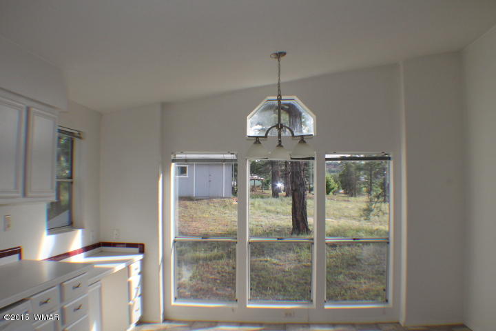 6936 Aces High Road Show Low, AZ 85901 - Photo 8 of 65 Gallery Image 8