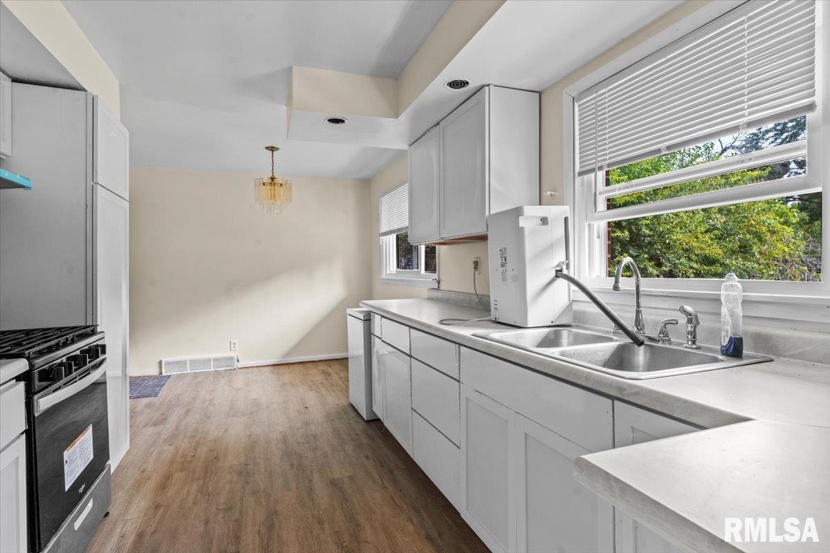 3418 South Park Avenue Springfield, IL 62704 - Photo 12 of 31