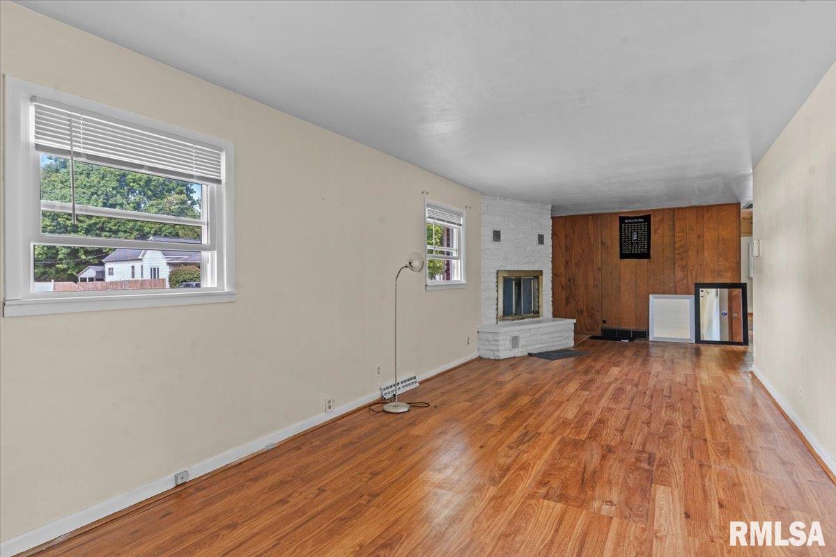 3418 South Park Avenue Springfield, IL 62704 - Photo 7 of 31