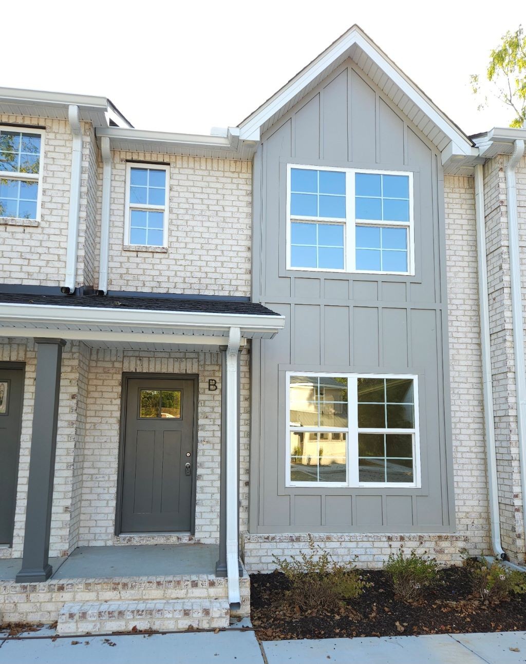 609 Fairview Avenue, Unit B Murfreesboro, TN 37130 - Photo 2 of 13