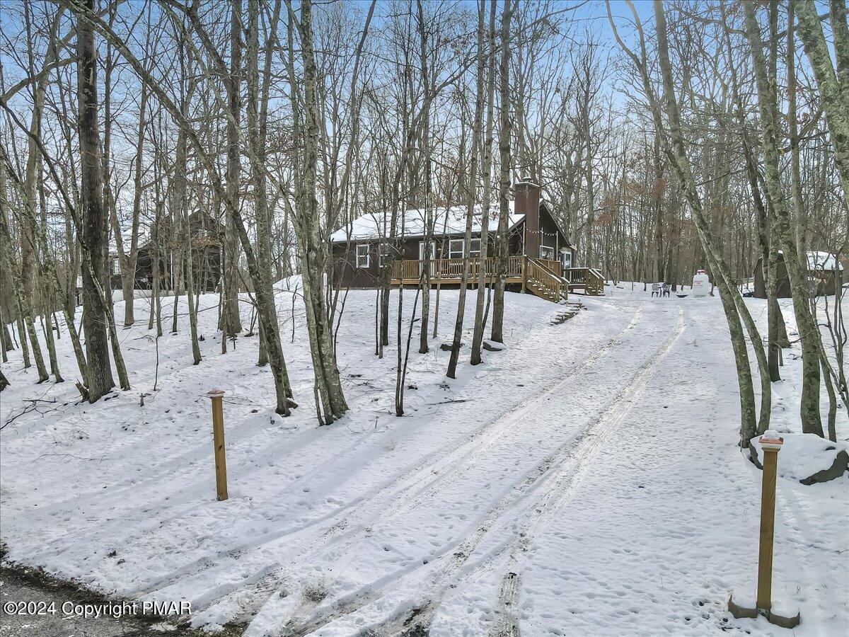 124 Rabbit Court Bushkill, PA 18324 - Photo 4 of 44 a view of outdoor space with seating