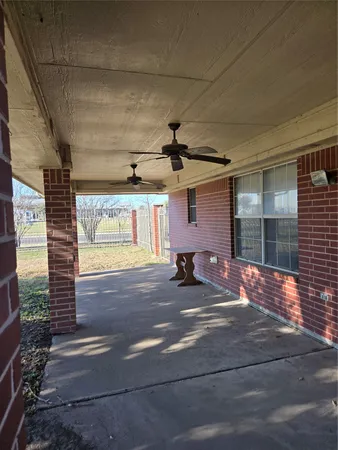 a view of a garage