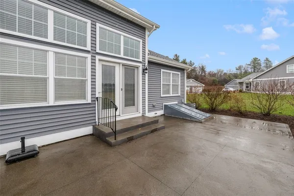 $495,000 | 19 Bella Vista Circle, Glocester, RI 02814