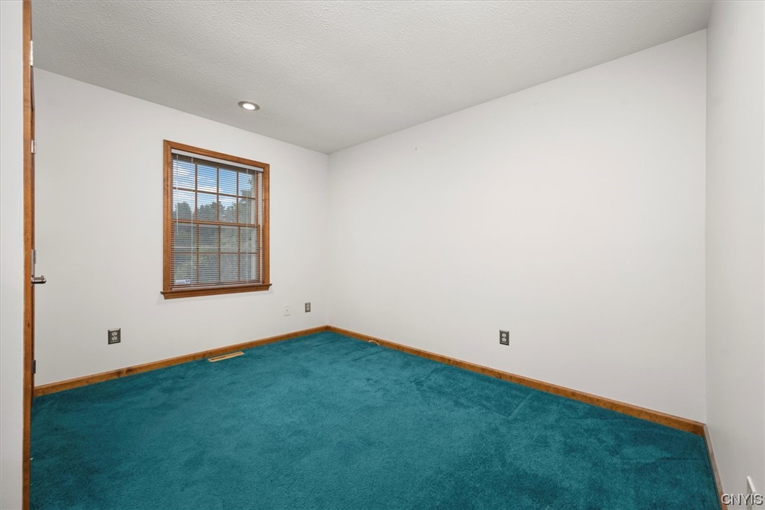 7490 Beebe Bridge Road Lenox, NY 13032 - Photo 23 of 50