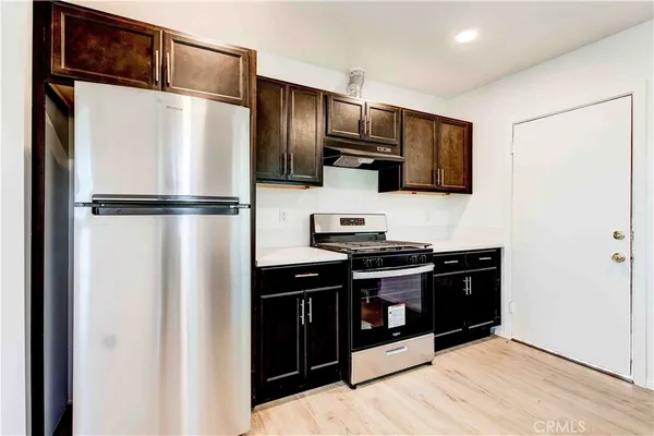 $2,000 | 10108 Fernglen Avenue, Tujunga, CA 91042