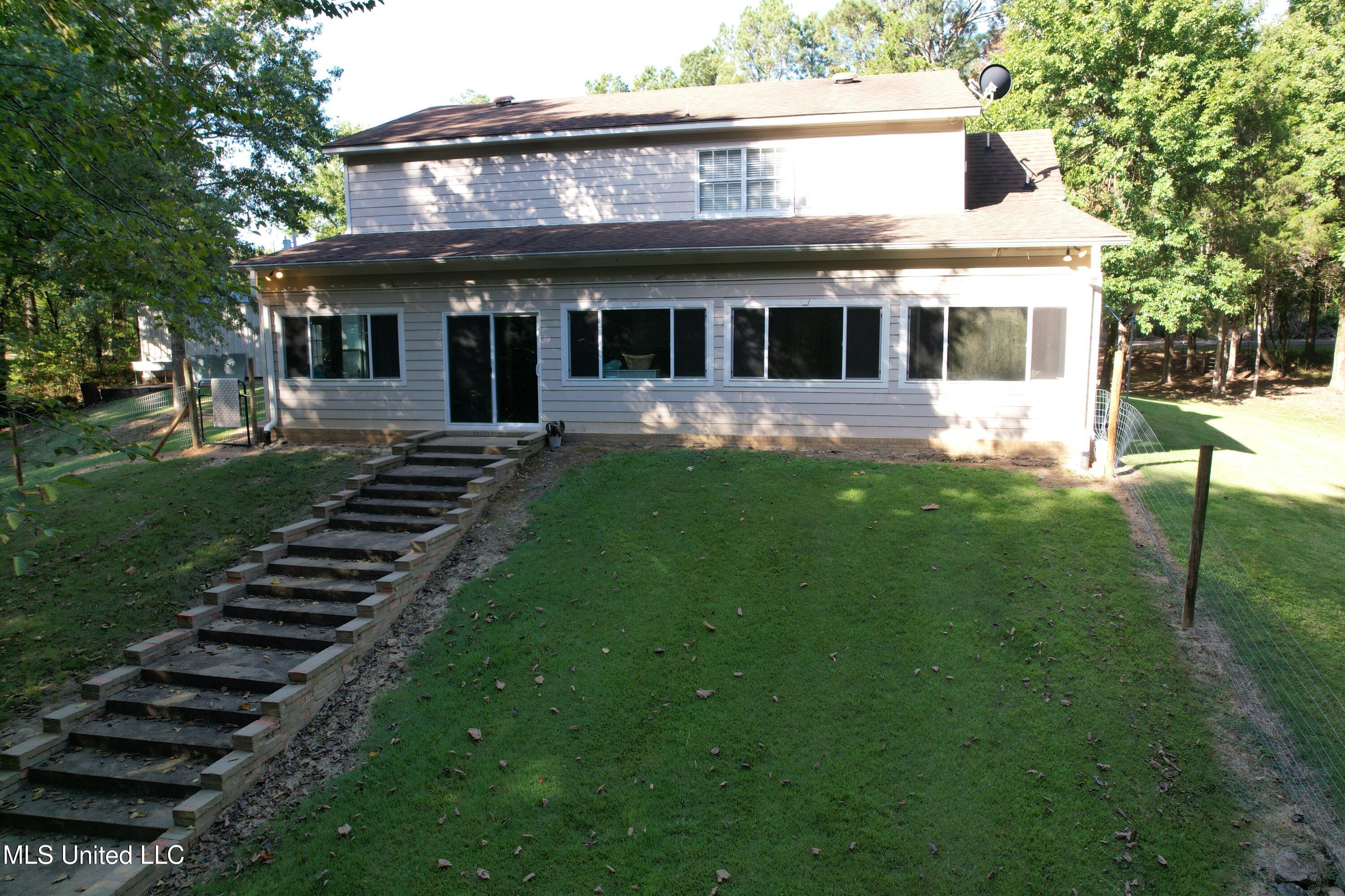 4185 Laws Hill Road Waterford, MS 38685 - Photo 6 of 30 D2224CC3-6642-4923-B93D-CBF4BCFE4A0E