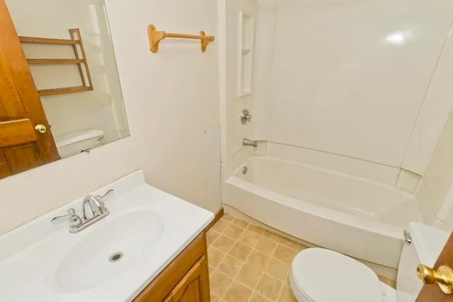 $1,500 | 236 State Street, Unit 236, Belchertown, MA 01007