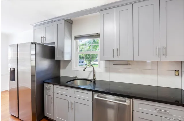 $799,888 | 1218 Terrace Boulevard, New Hyde Park, NY 11040