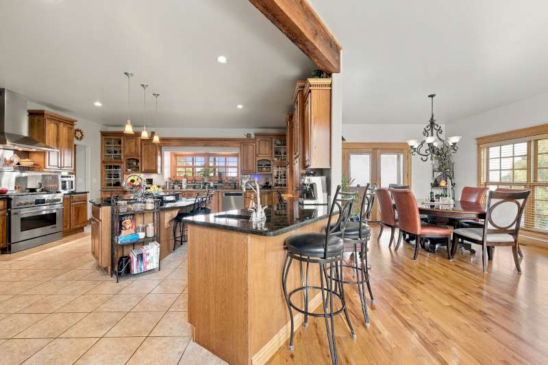 18348 Oakridge Road Springdale, AR 72764 - Photo 10 of 56 Gallery Image 10
