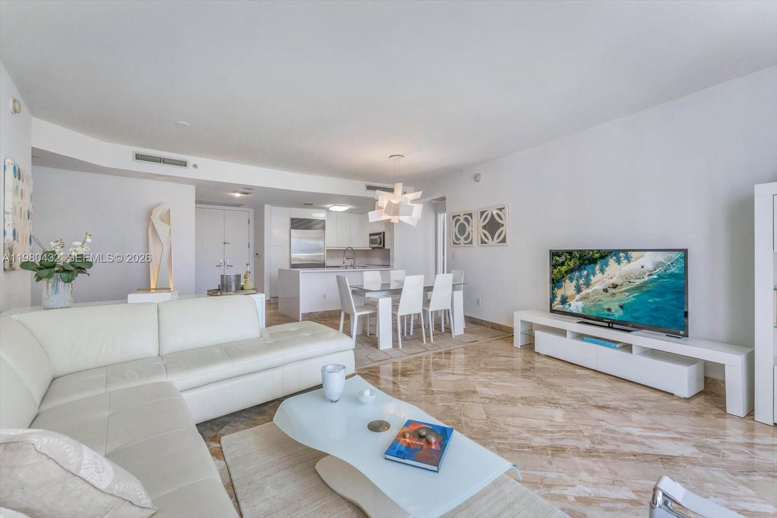 901 Brickell Key Boulevard, Unit 1409 Miami, FL 33131 - Photo 5 of 32