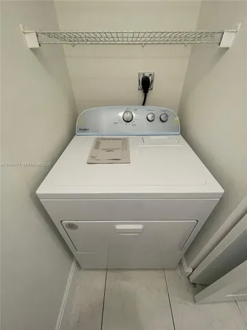 $3,200 | 6851 Southwest 44th Street, Unit 301, Miami, FL 33155