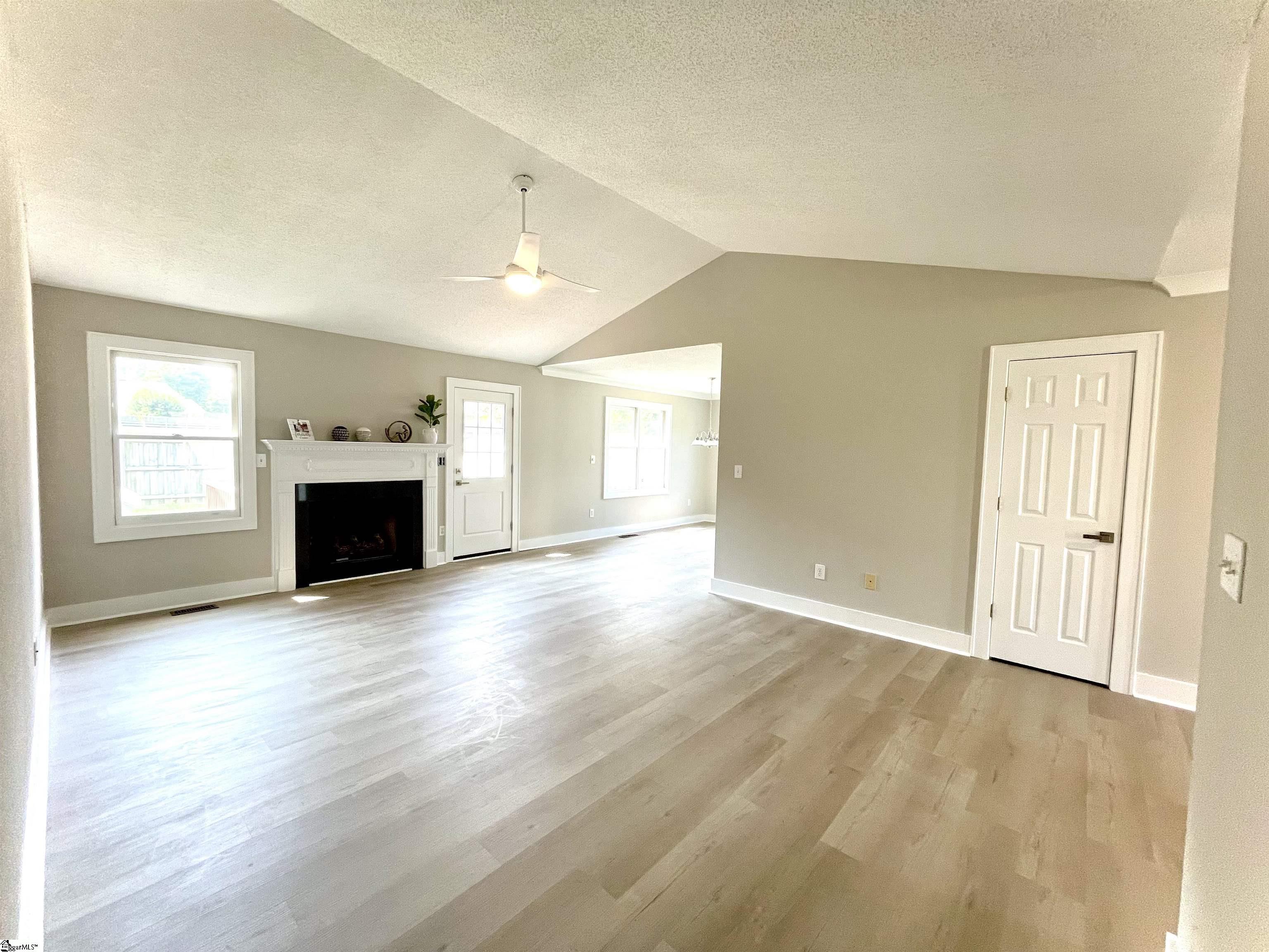 7 Fortson Way Fountain Inn, SC 29644 - Photo 4 of 18 Gallery Image 4