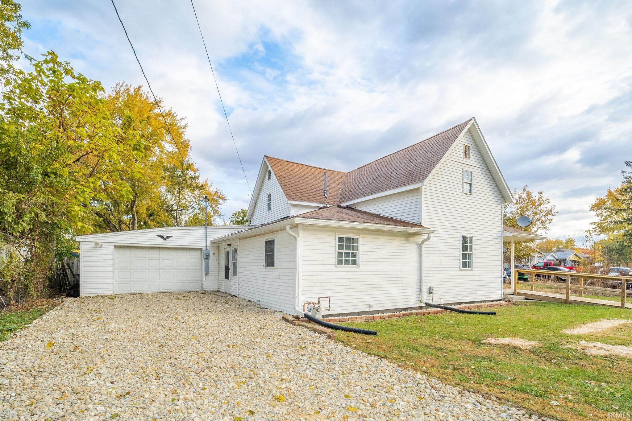 3108 Brown Street New Castle, IN 47362 - Photo 3 of 33
