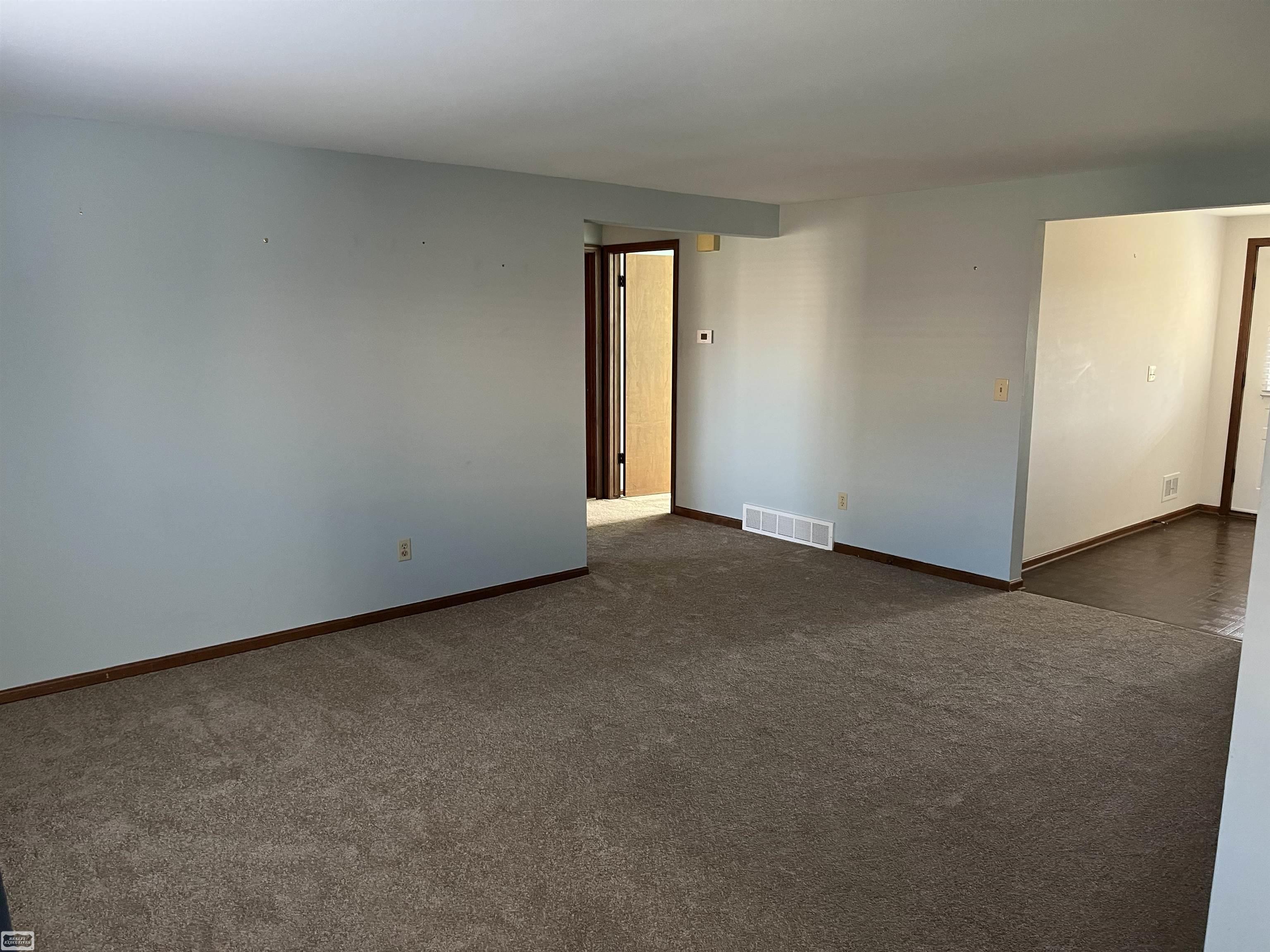34025 Mulvey Road Fraser, MI 48026 - Photo 8 of 26