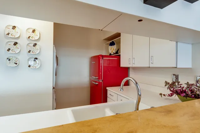 $500,000 | 404 South Blount Street, Unit 307, Madison, WI 53703