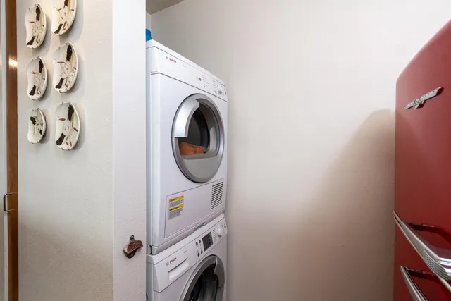 $500,000 | 404 South Blount Street, Unit 307, Madison, WI 53703