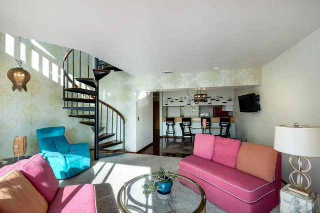 $500,000 | 404 South Blount Street, Unit 307, Madison, WI 53703