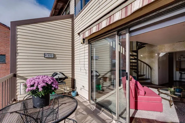 $500,000 | 404 South Blount Street, Unit 307, Madison, WI 53703