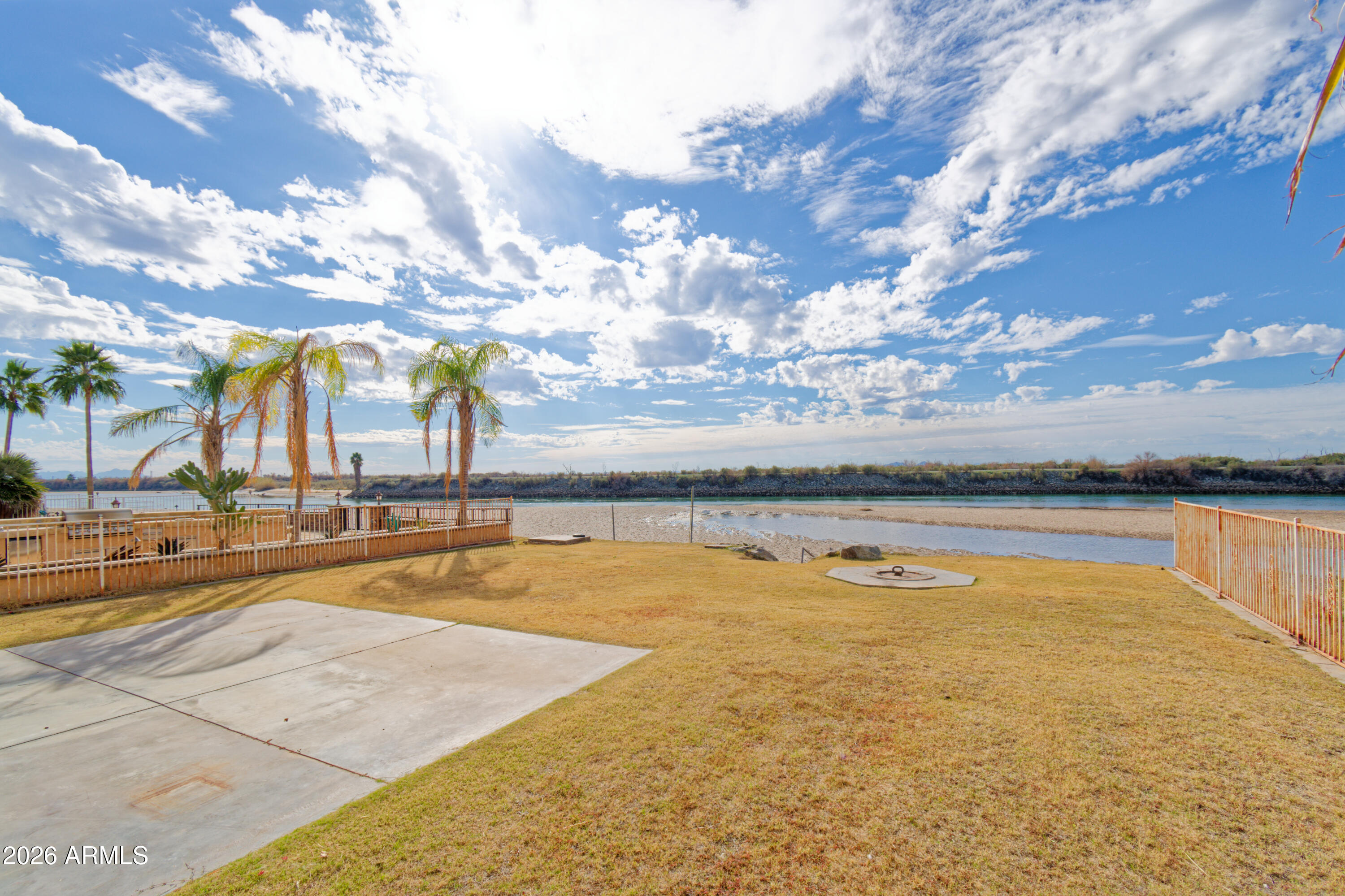48926 Riviera Place Ehrenberg, AZ 85334 - Photo 35 of 37 38