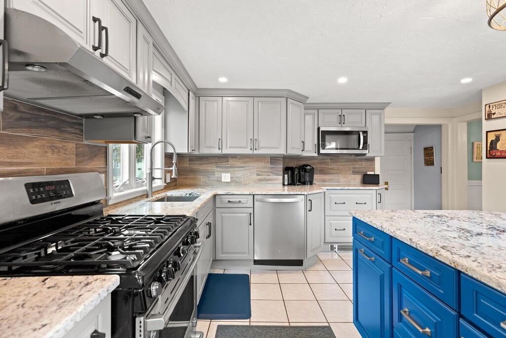 45 Conant Road Quincy, MA 02171 - Photo 11 of 28 Gallery Image 11