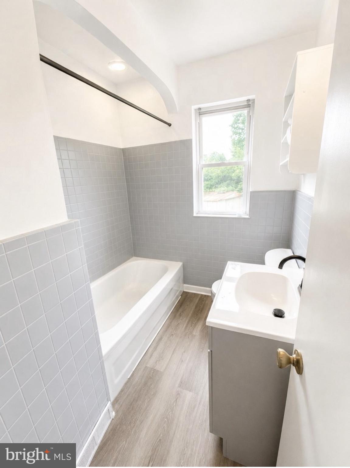 808 Delaware Avenue Riverside, NJ 08075 - Photo 8 of 13 1st Floor Bathroom