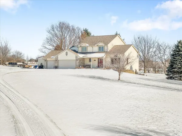 $449,000 | 16403 Hartman Road, Davis, IL 61019