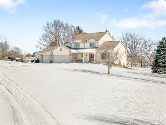 $449,000 | 16403 Hartman Road, Davis, IL 61019
