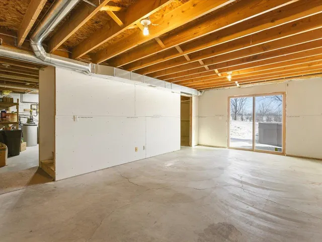 $449,000 | 16403 Hartman Road, Davis, IL 61019