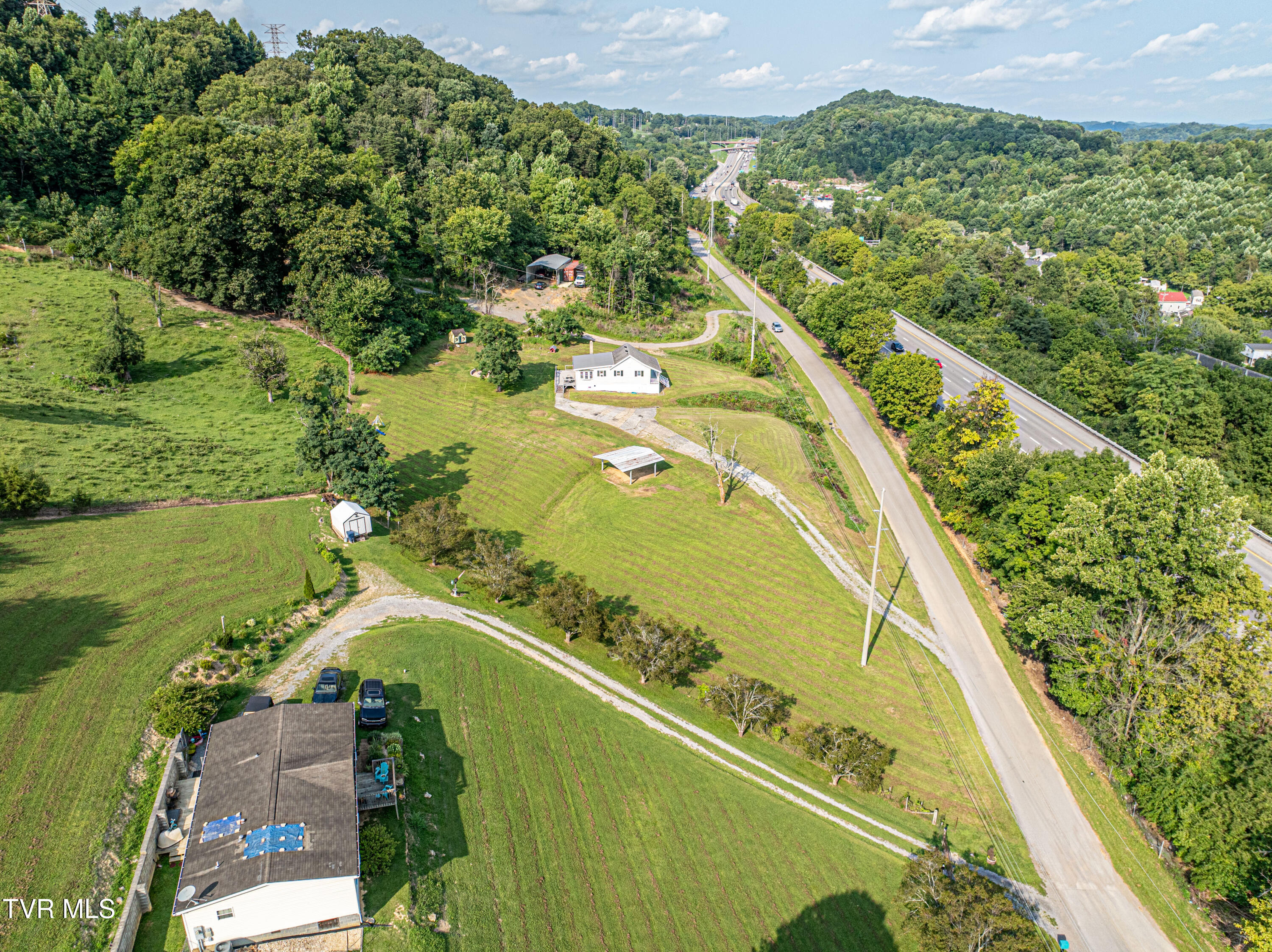 9025 Nininger Road Bristol, VA 24202 - Photo 44 of 46 View towards property