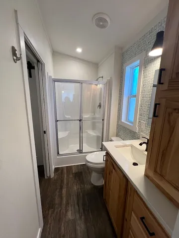 $1,395 | 725 County Road 266, Unit 10, Bertram, TX 78605