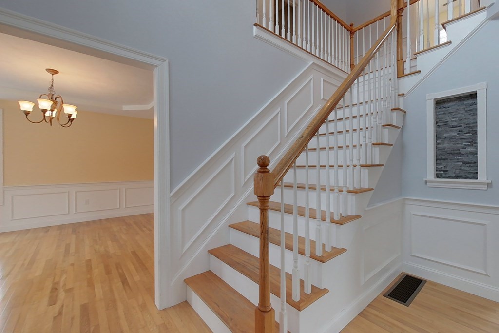 89 Barker Hill Road Townsend, MA 01469 - Photo 3 of 42 Gallery Image 3