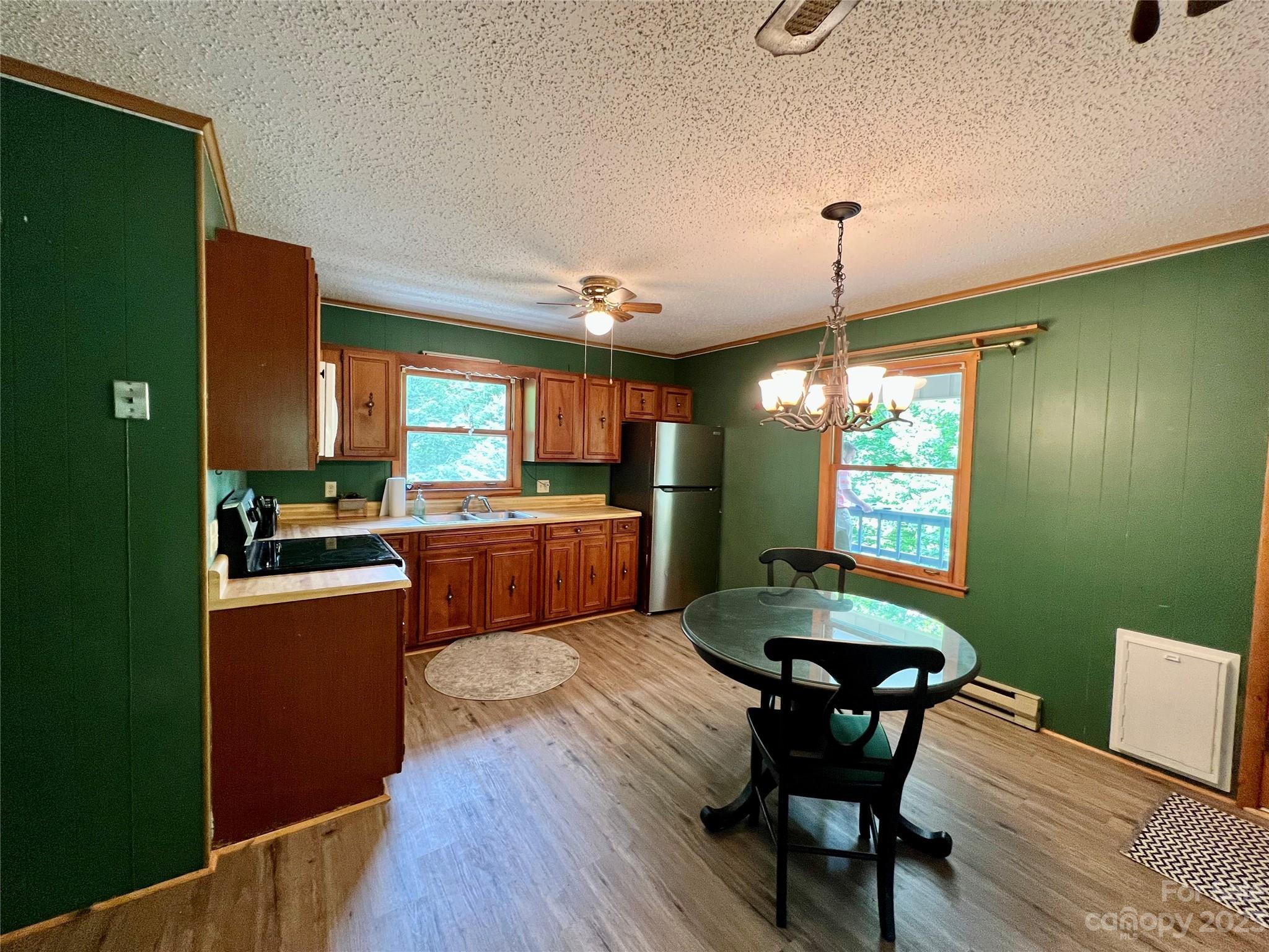 66 Duncan Road Waynesville, NC 28785 - Photo 8 of 20 Gallery Image 8